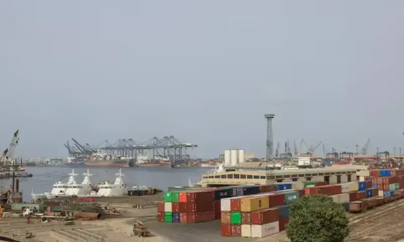 Non-textile exports fall in FY26