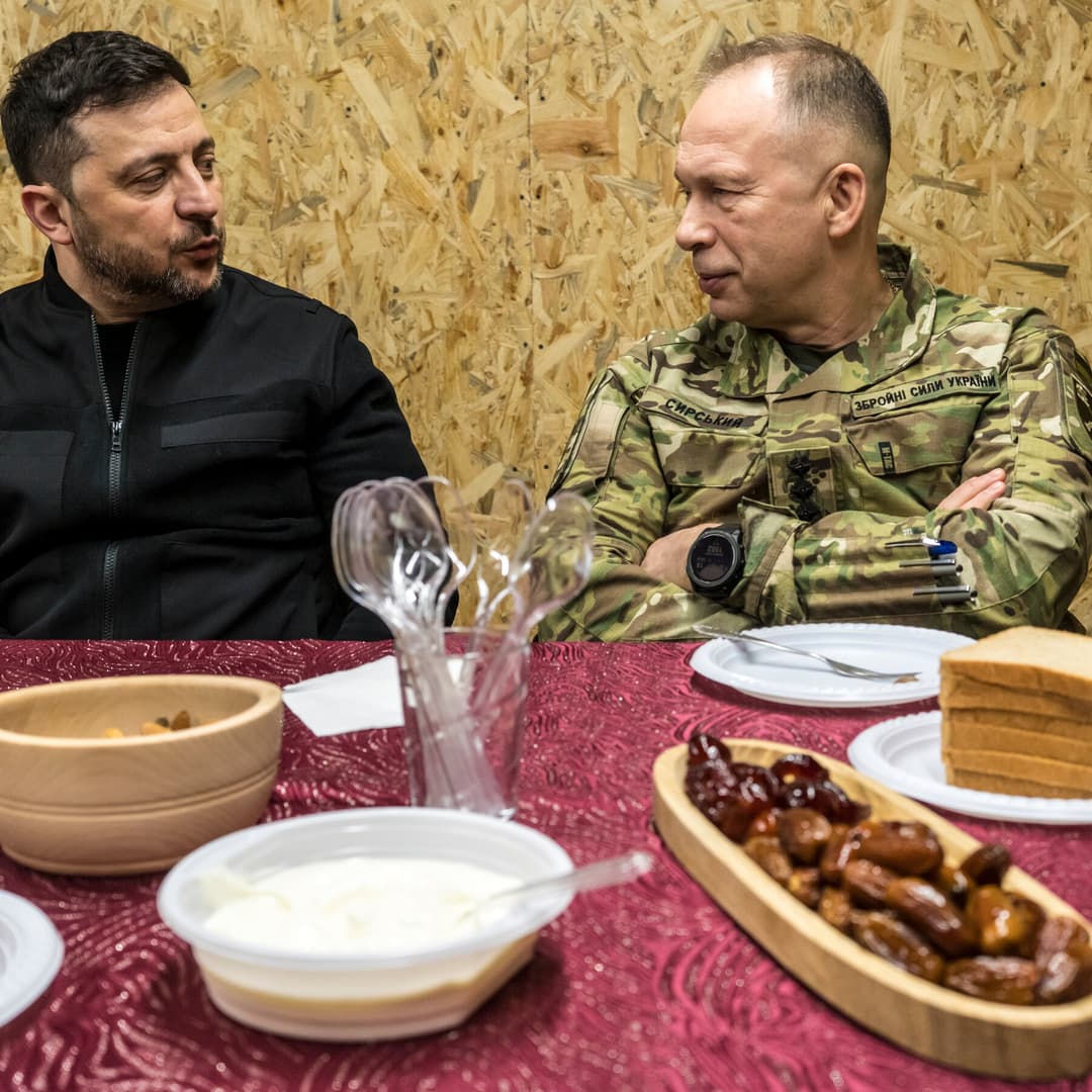 Zelensky Dismisses Ukraine’s Top General